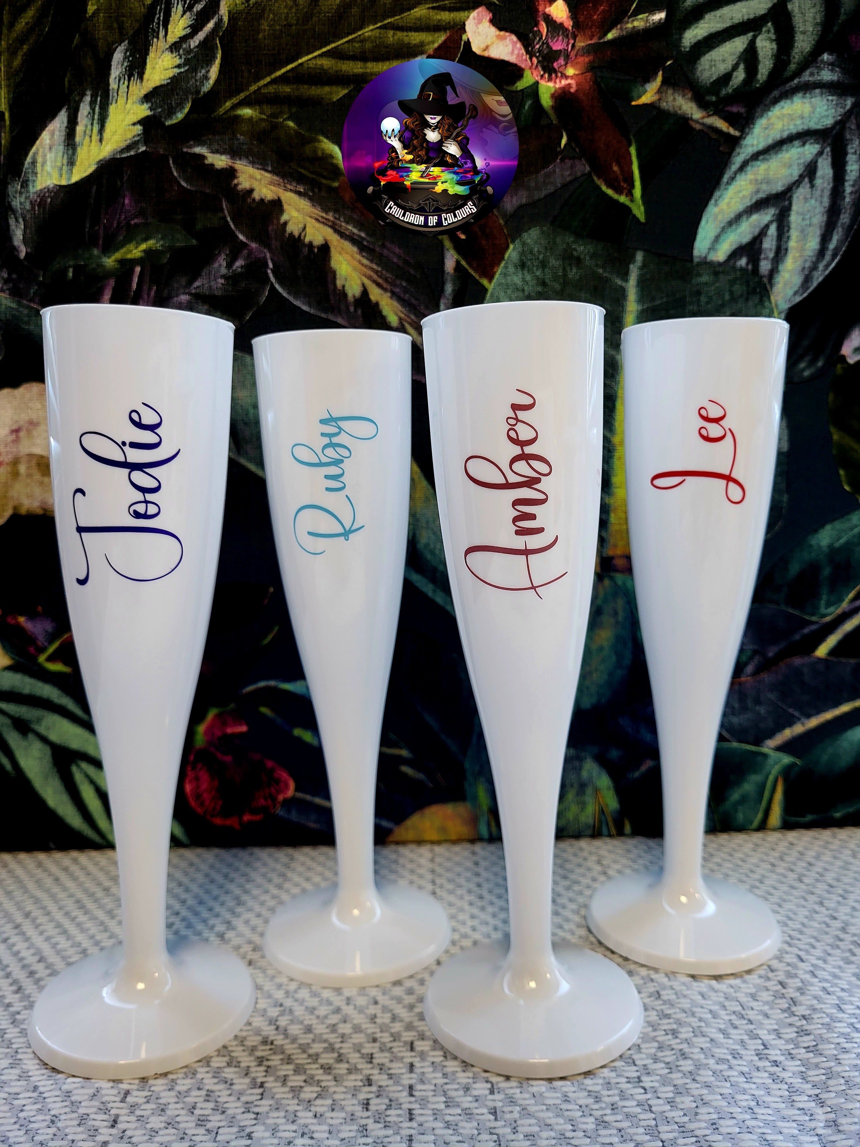 Personalised White Champagne Flutes – Cauldron of Colours